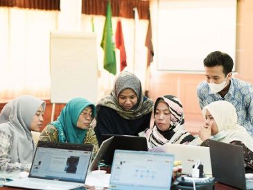 worksop untuk guru