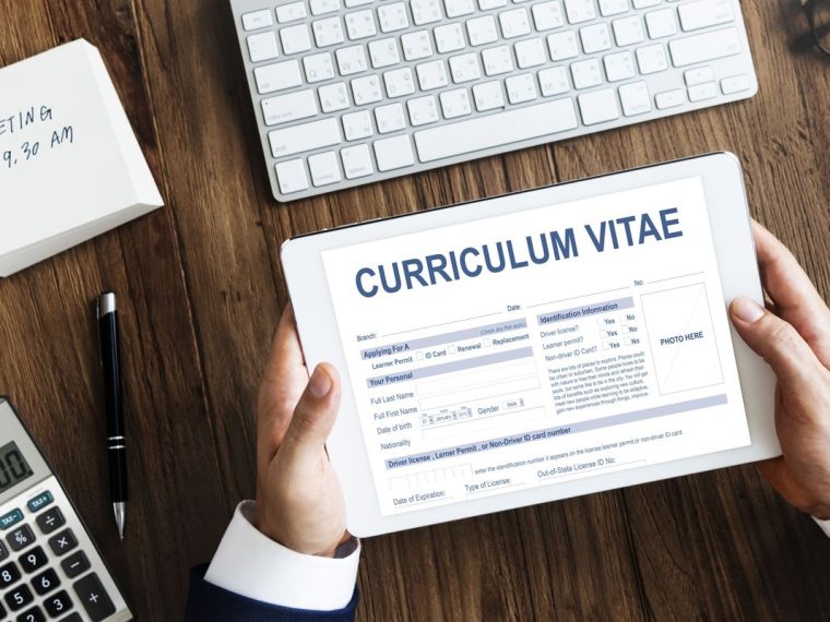 CV Otomatis