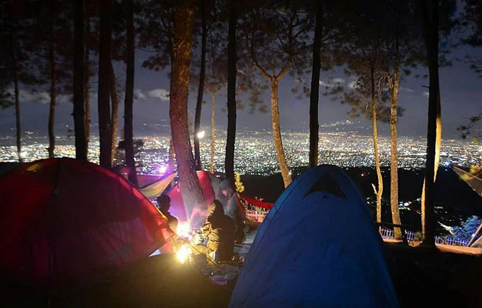 camping bukit moko bandung jawa barat