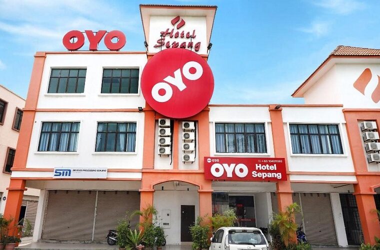 strategi OYO