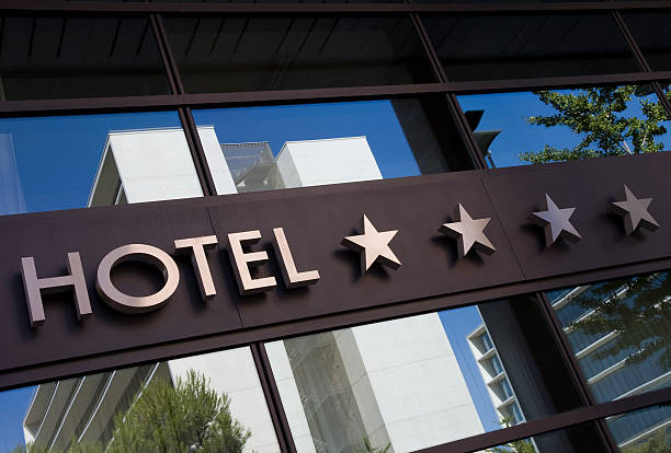 perbedaan fasilitas hotel bintang 3 4 dan 5