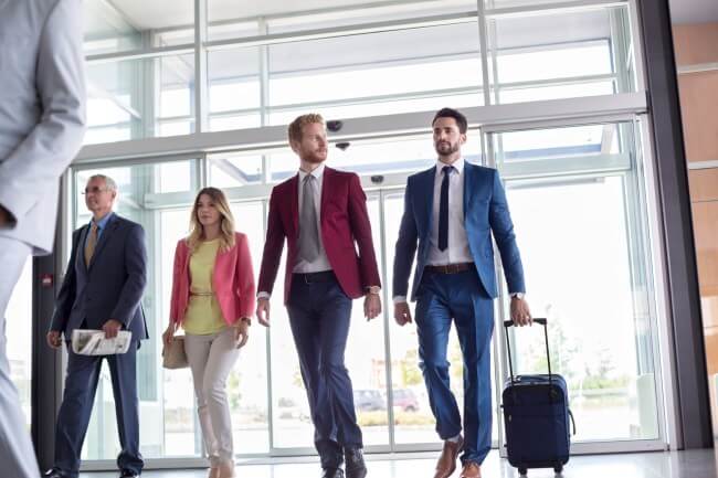 traveling bareng teman kantor