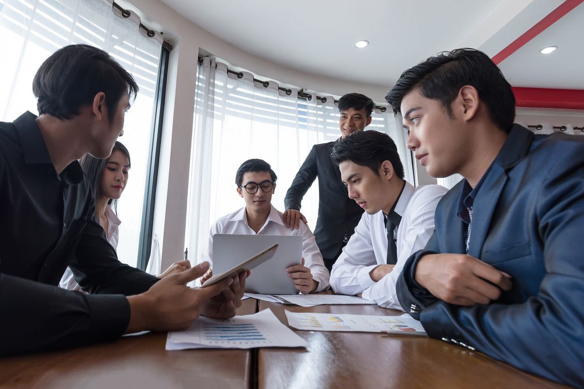 Tips Pekerja Millenial Tidak Ketinggalan Teknologi AI
